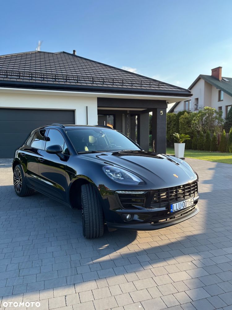 Porsche Macan Standard - 1