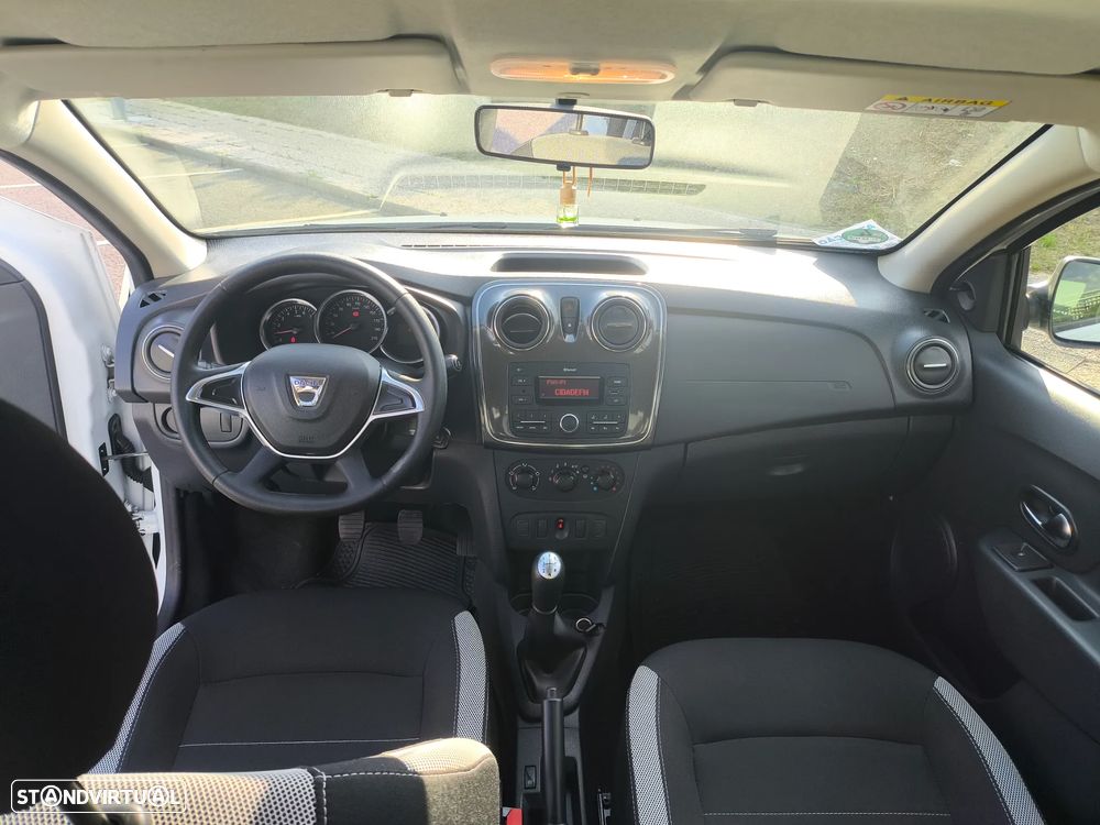 Dacia Sandero SCe 75 Essentiel - 17