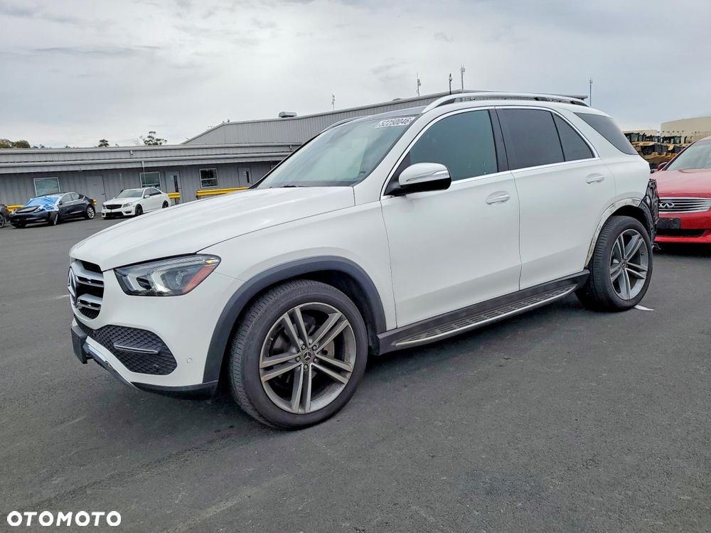 Mercedes-Benz GLE - 1