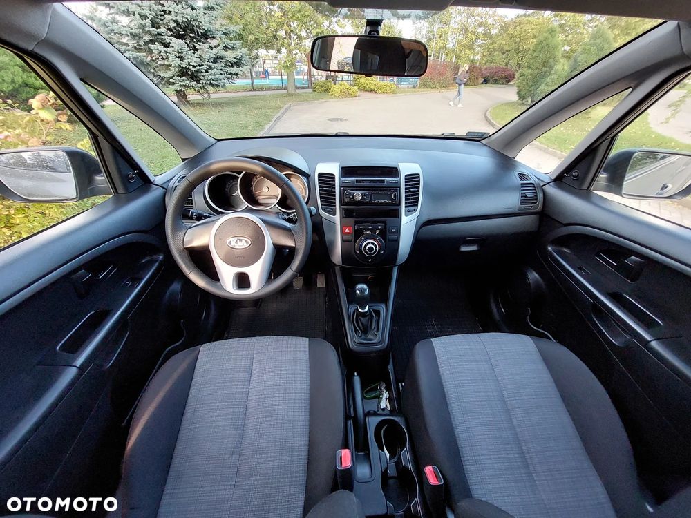 Kia Venga 1.4 M - 10