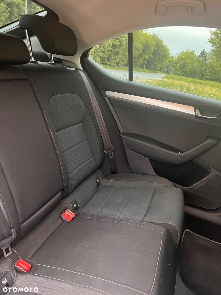 Skoda Superb 2.0 TDI Active DSG7 - 13