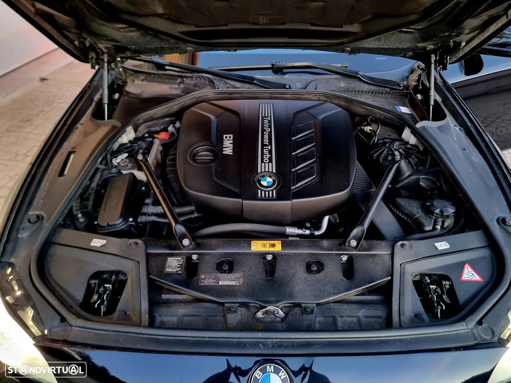 BMW 525 d xDrive Pack M Auto - 23