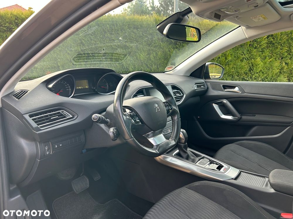 Peugeot 308 BlueHDi 150 Automatik Stop & Start Allure - 16