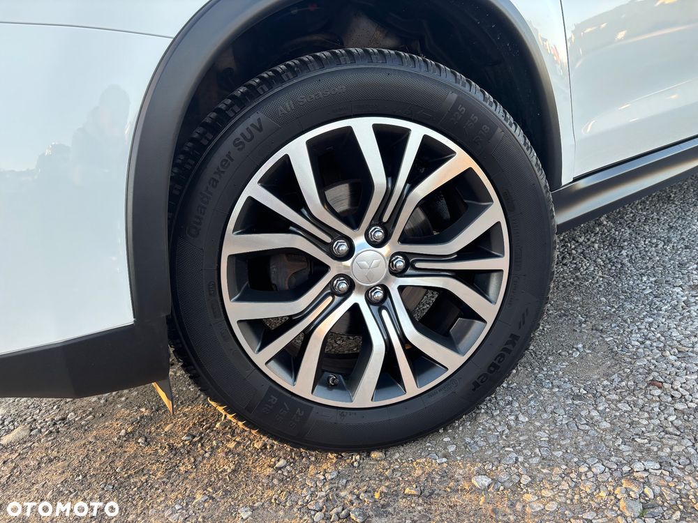 Mitsubishi ASX - 16