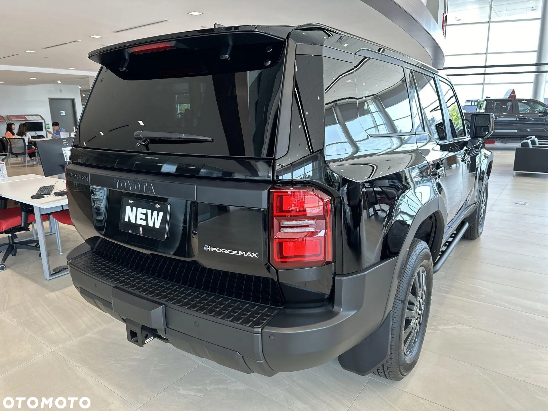 Toyota Land Cruiser - 5
