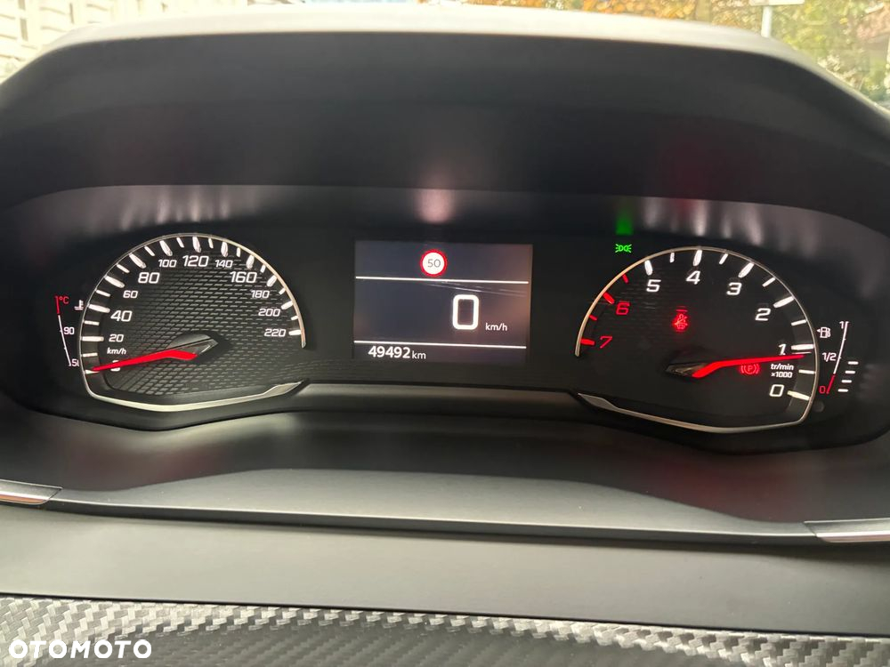 Peugeot 2008 1.2 PureTech Active Pack S&S - 10