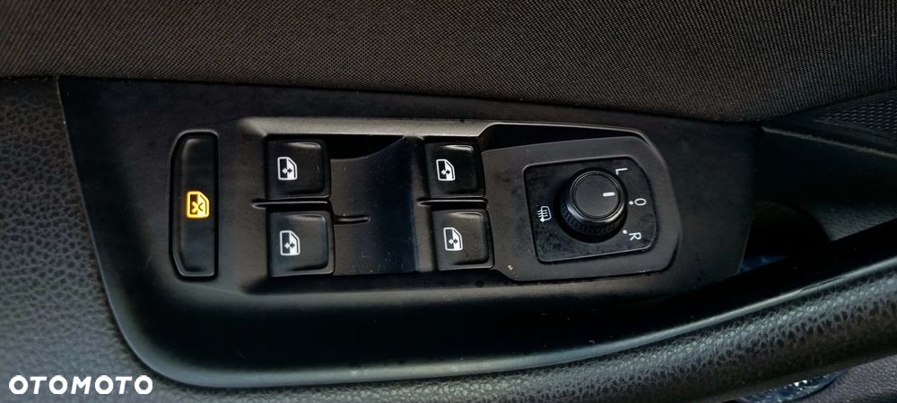 Volkswagen Passat 2.0 TDI BMT Comfortline DSG - 17