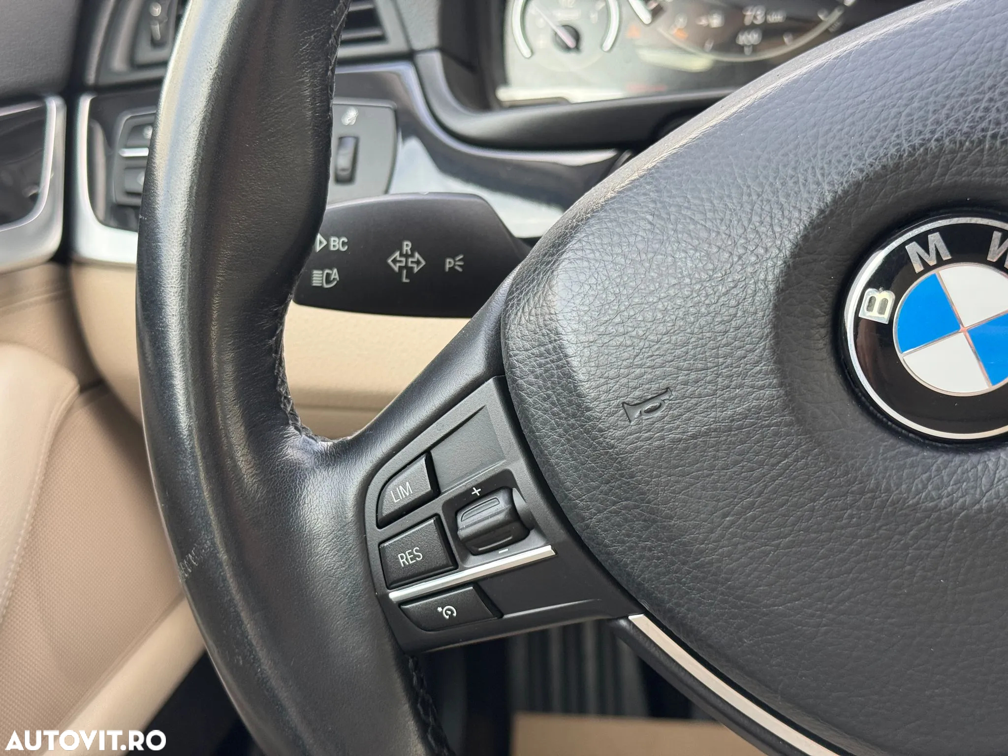 BMW Seria 5 525d xDrive AT - 14