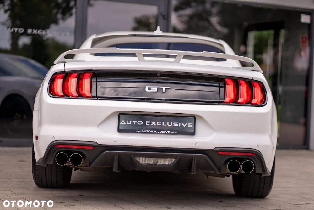 Ford Mustang - 17