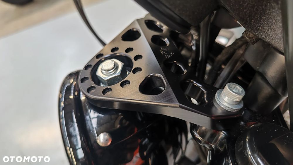 Harley-Davidson Sportster - 24