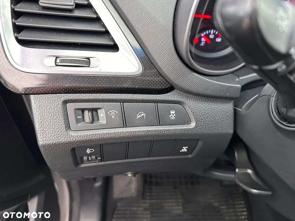 Hyundai Santa Fe - 30