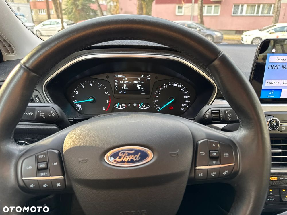 Ford Focus 1.0 EcoBoost Trend Edition - 12