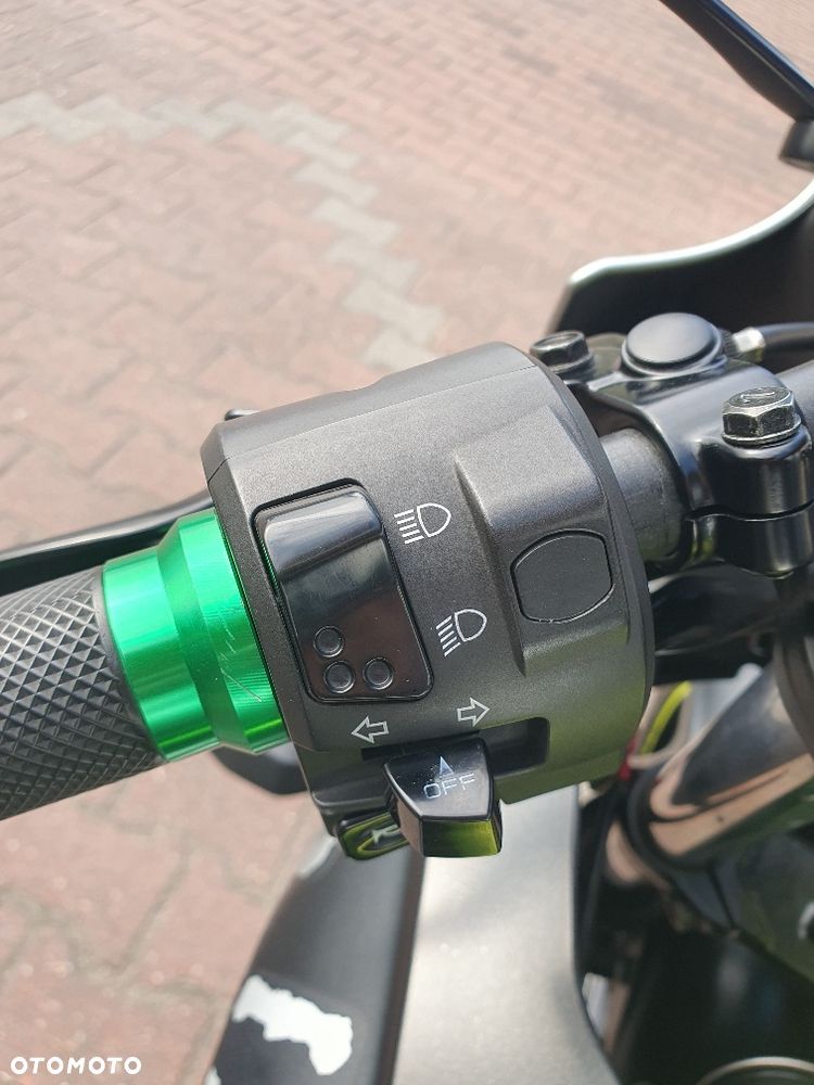 Kawasaki Ninja - 16