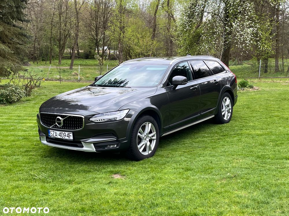 Volvo V90 Cross Country D4 AWD Geartronic - 1