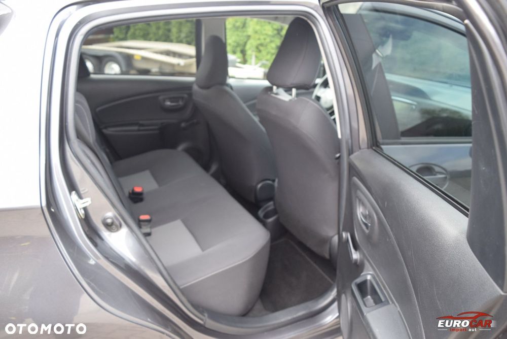 Toyota Yaris 1.5 Premium - 17