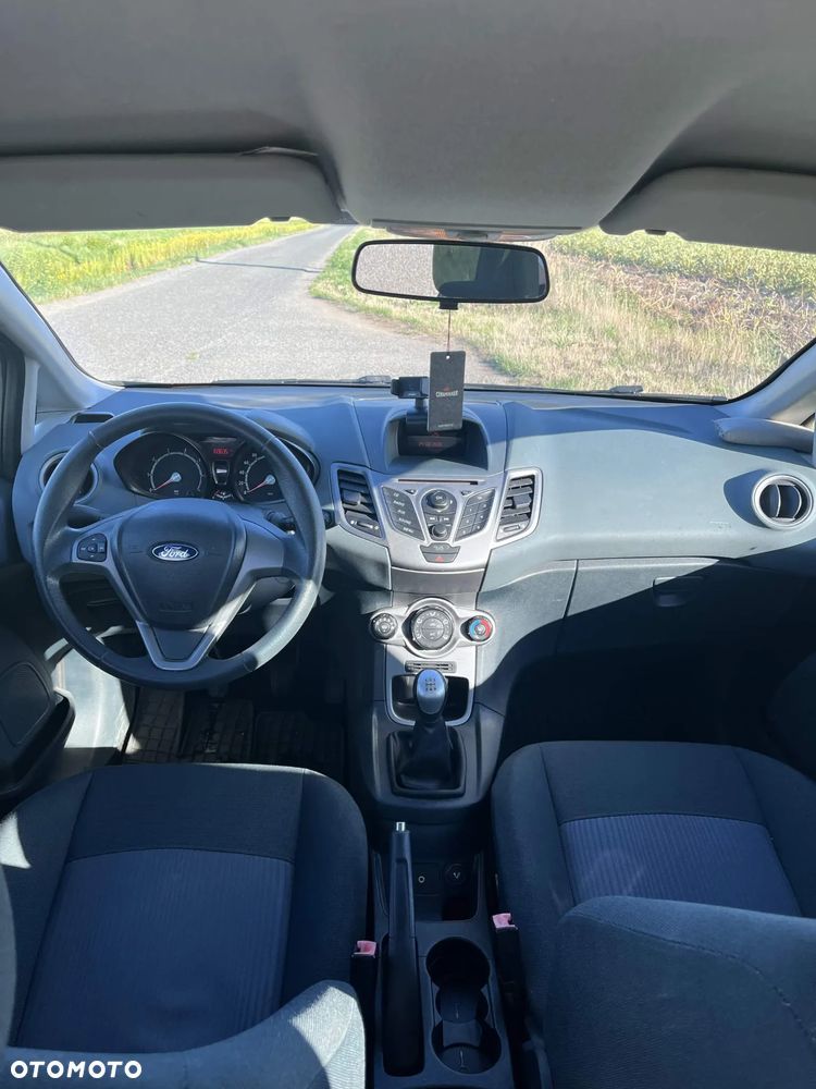 Ford Fiesta 1.25 Ambiente - 12