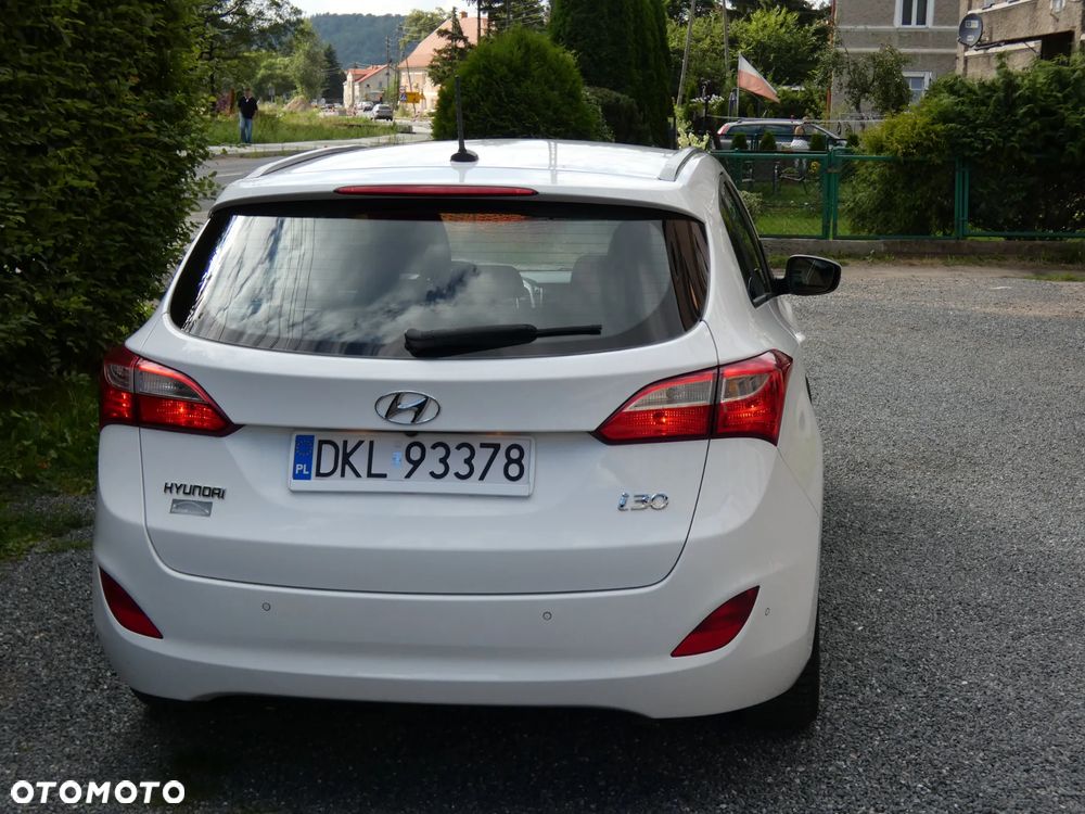 Hyundai i30 1.6 CRDi Classic - 4
