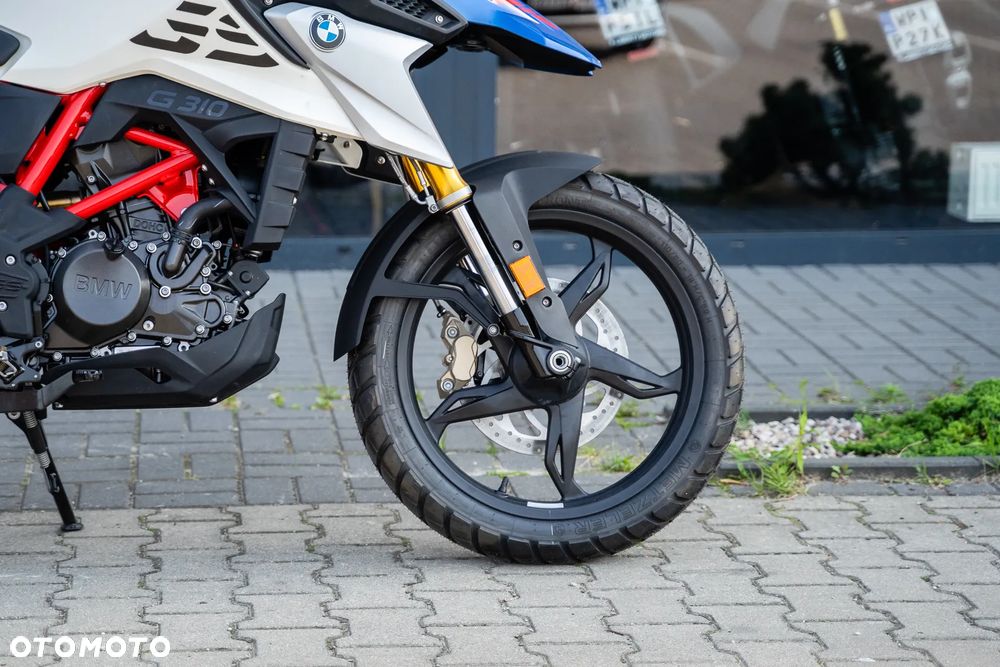 BMW G - 11