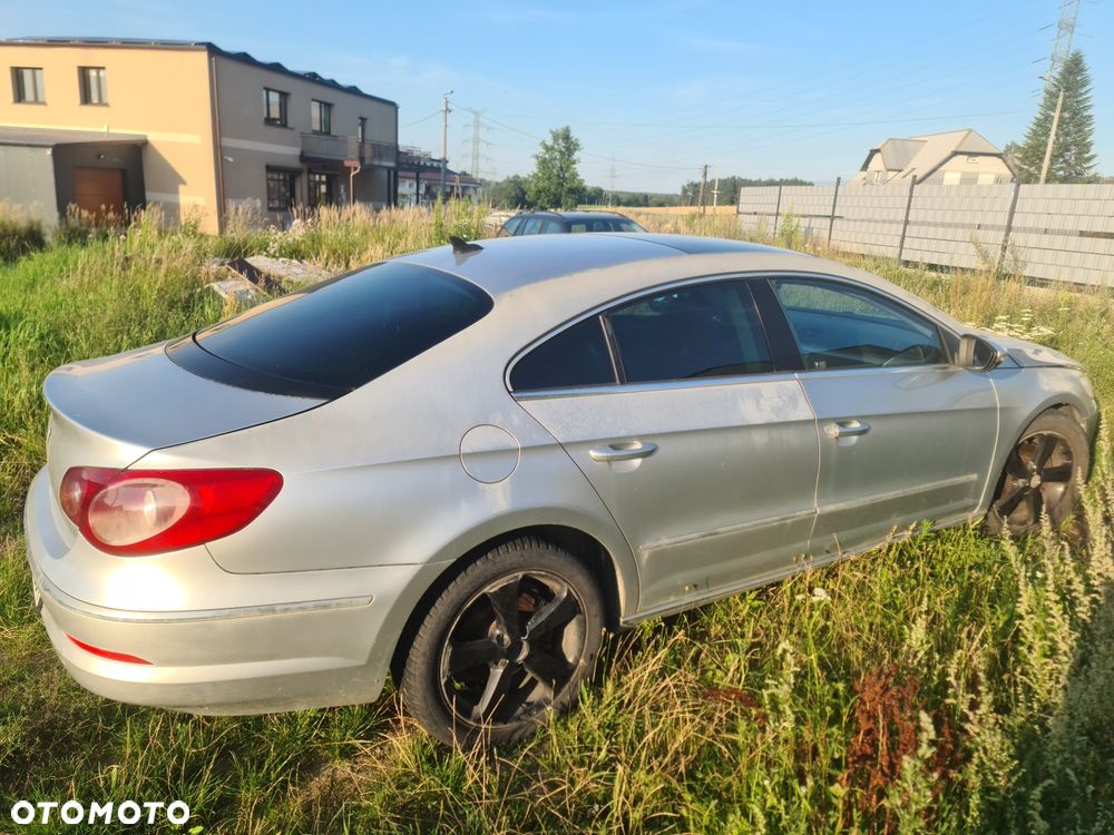 Volkswagen Passat CC - 6