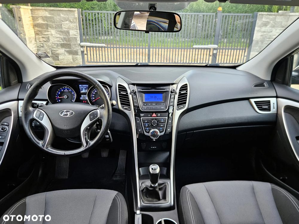 Hyundai i30 1.6 GDI Comfort - 8