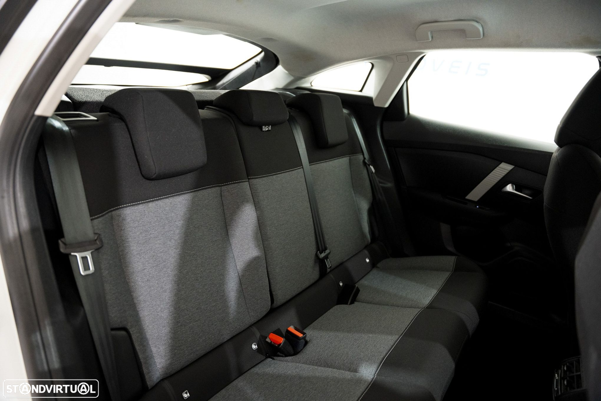 Citroën C4 1.2 PureTech Feel Pack EAT8 - 13