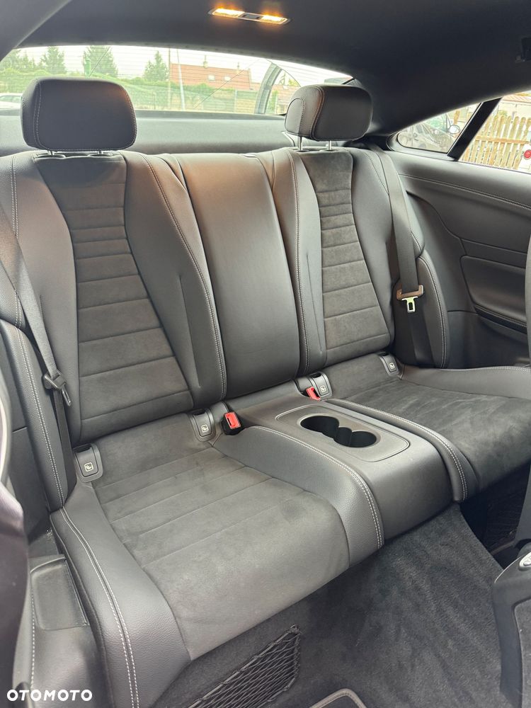 Mercedes-Benz Klasa E - 37