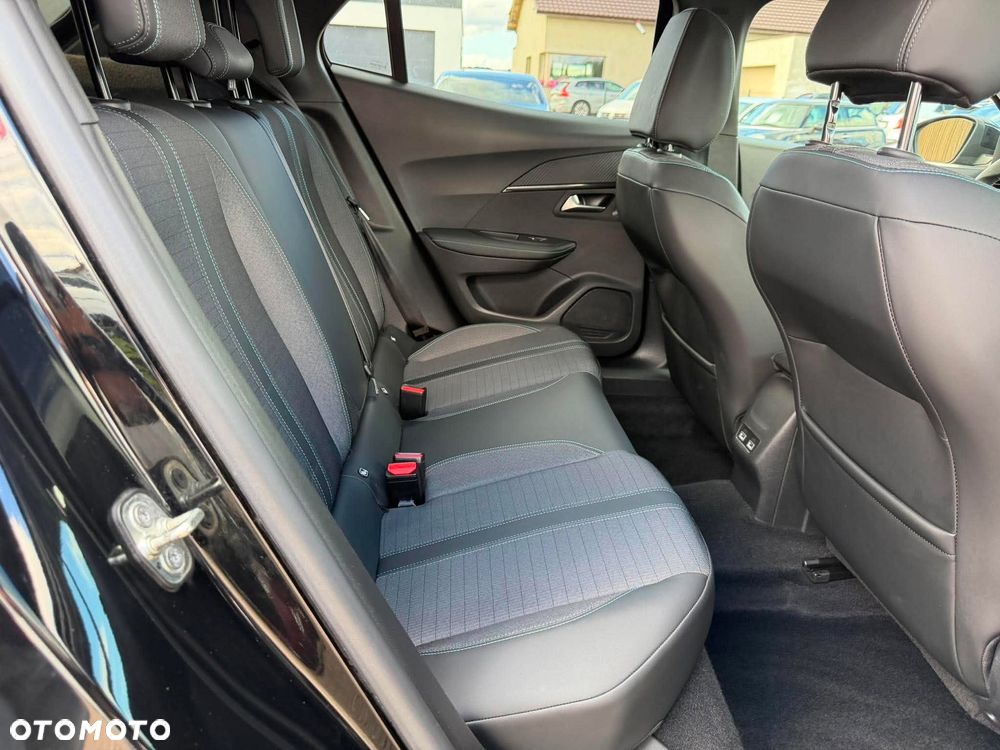 Peugeot 2008 PureTech 130 EAT8 Allure - 15