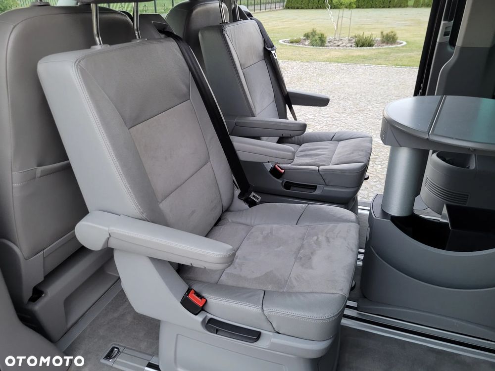 Volkswagen Multivan - 20