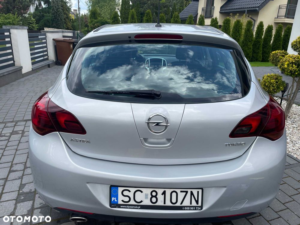 Opel Astra - 4