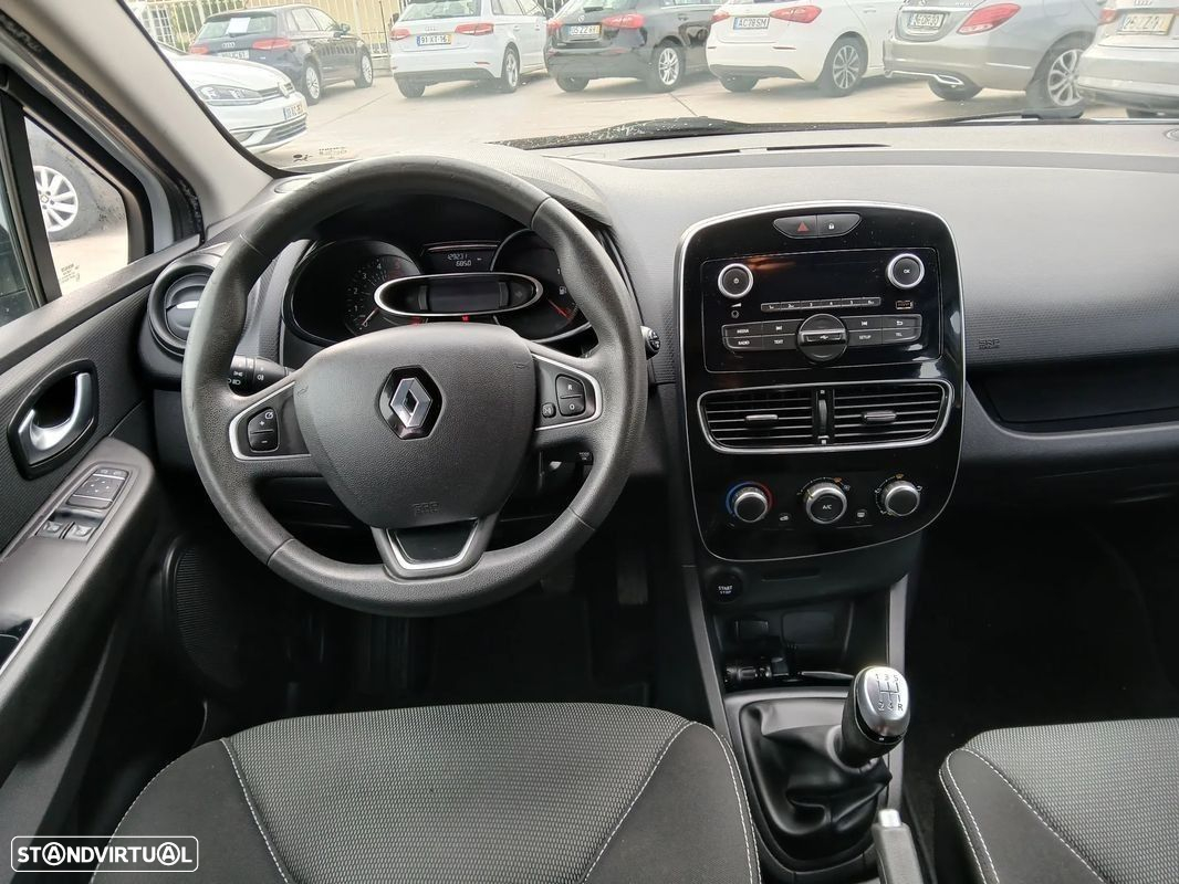 Renault Clio 1.5 dCi Zen - 12