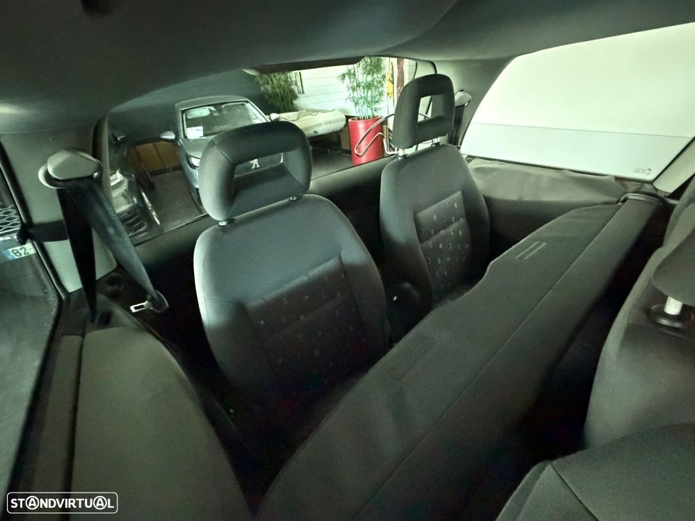 VW Sharan 2.0 TDi Freestyle - 23