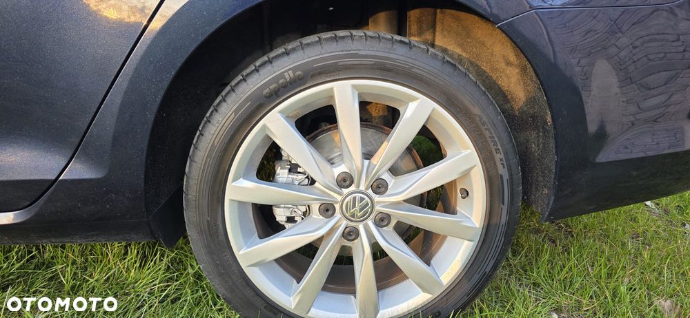 Volkswagen Golf 2.0 TDI BlueMotion Technology DSG Allstar - 19