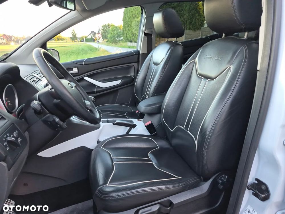 Ford Kuga 2.0 TDCi 2x4 Individual - 16