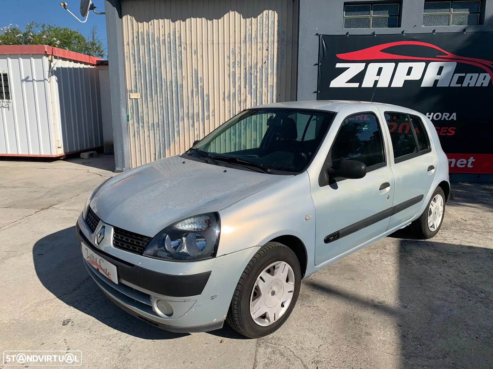 Renault Clio 1.2 16V Confort Dynamique - 12