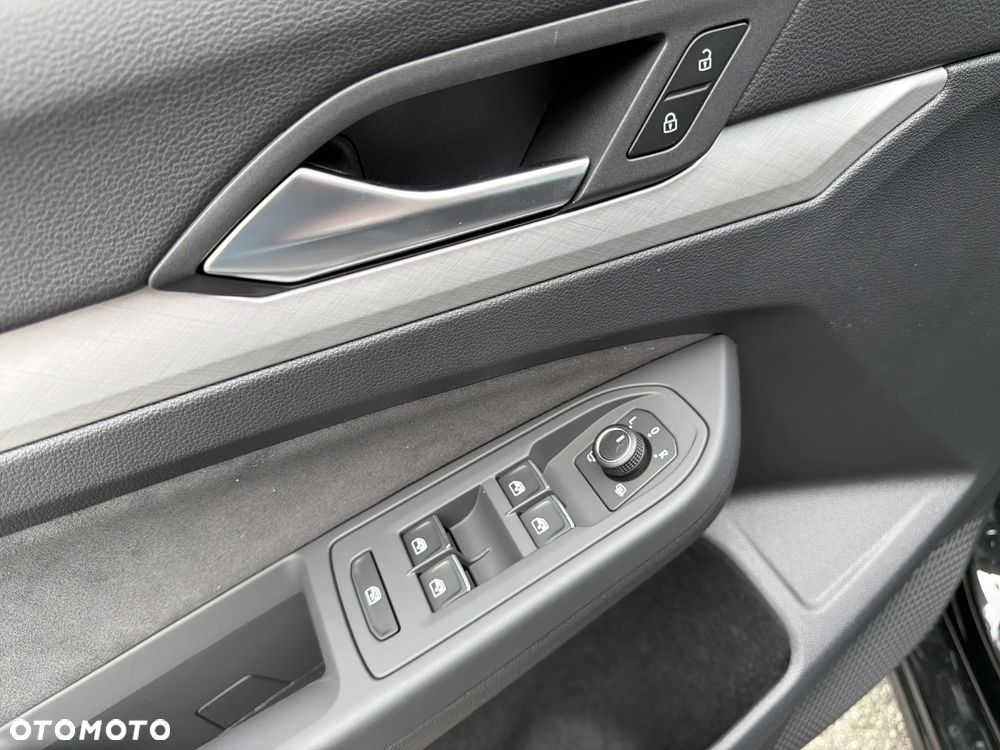 Volkswagen Golf 1.5 eTSI mHEV Life Plus DSG - 23