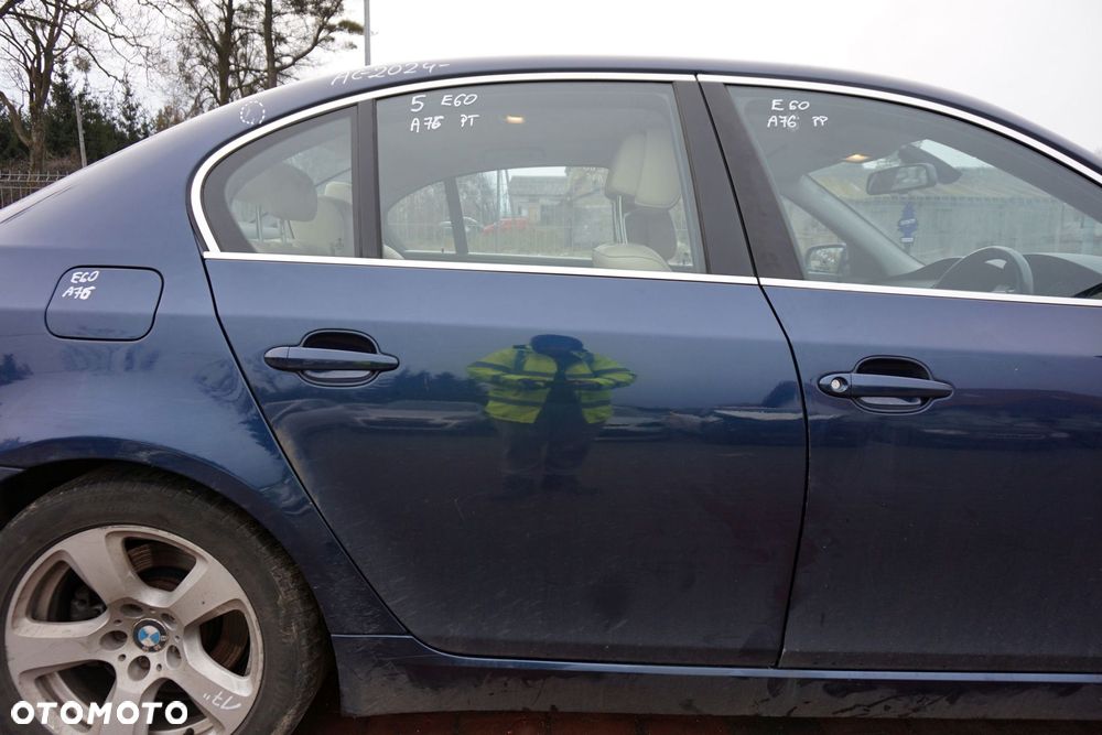 DRZWI TYLNE PRAWE 5 E60 LIFT LCI SEDAN A76 BEZ TAPICERKI NIEBIESKI TIEFSEEBLAU BMW 2007-2010 - 1