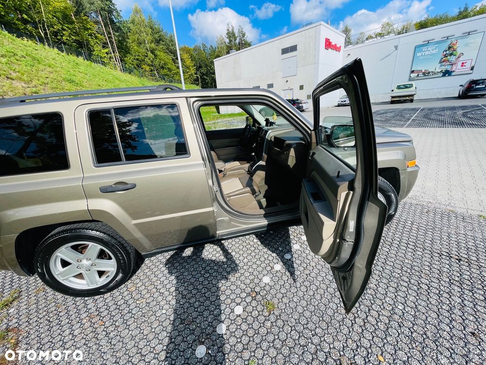 Jeep Patriot 2.4 Limited CVT2 - 10