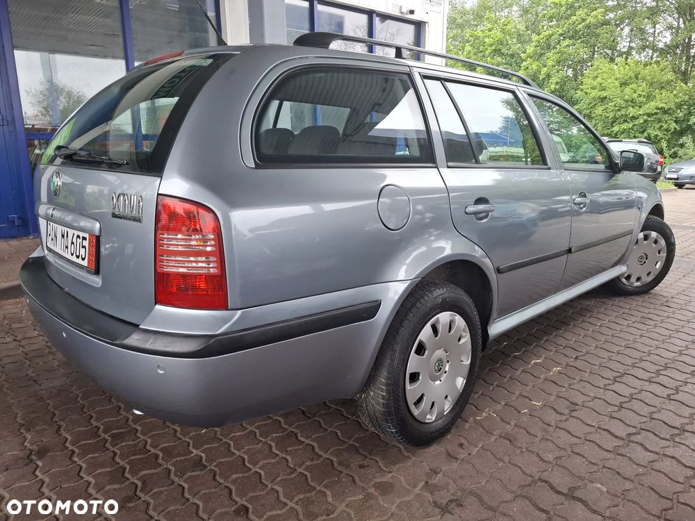 Skoda Octavia 1.6 Tour Plus - 14