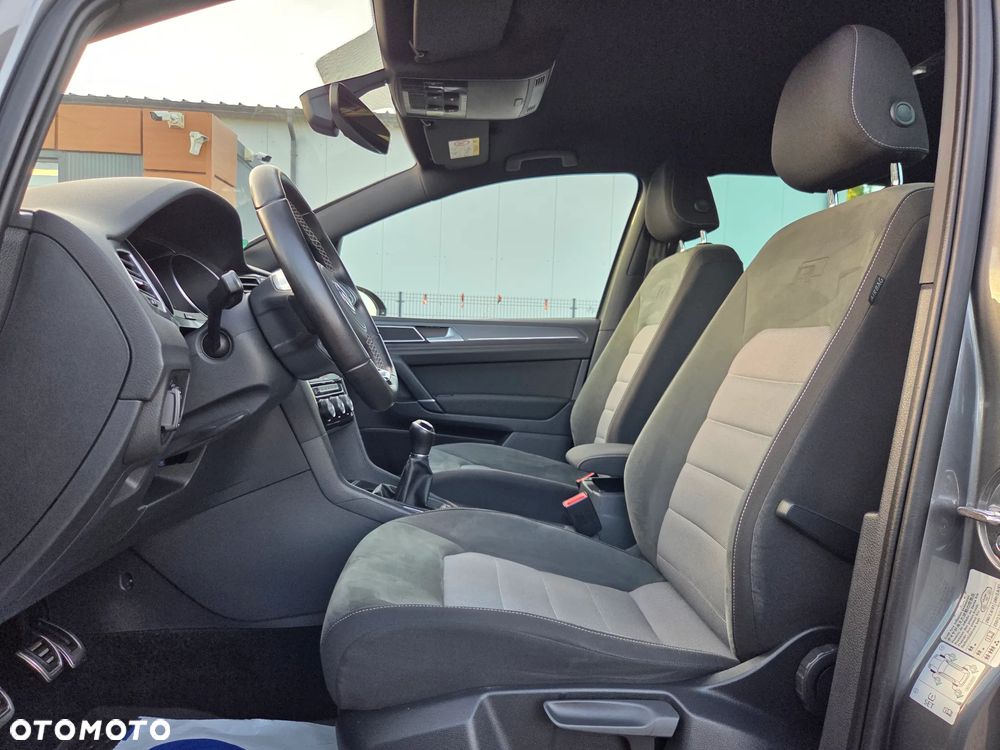 Volkswagen Golf Sportsvan - 30