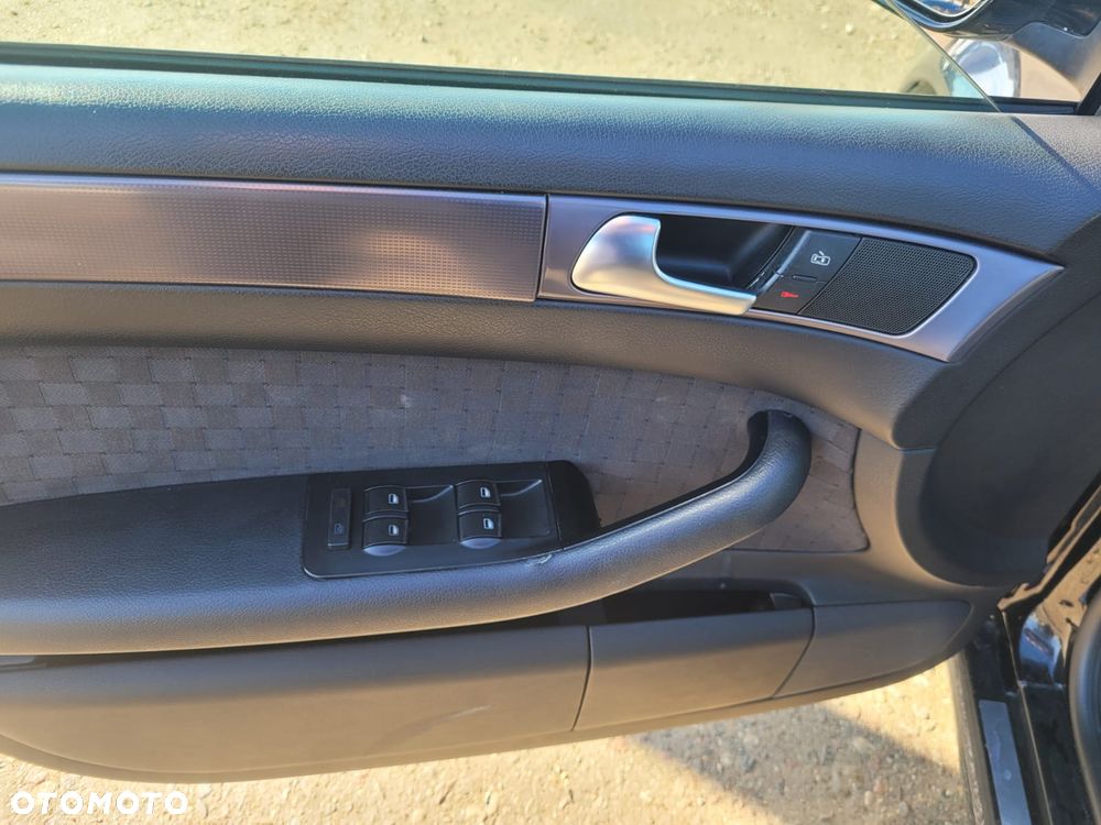 Audi A6 Limousine 2.5 TDI - 14