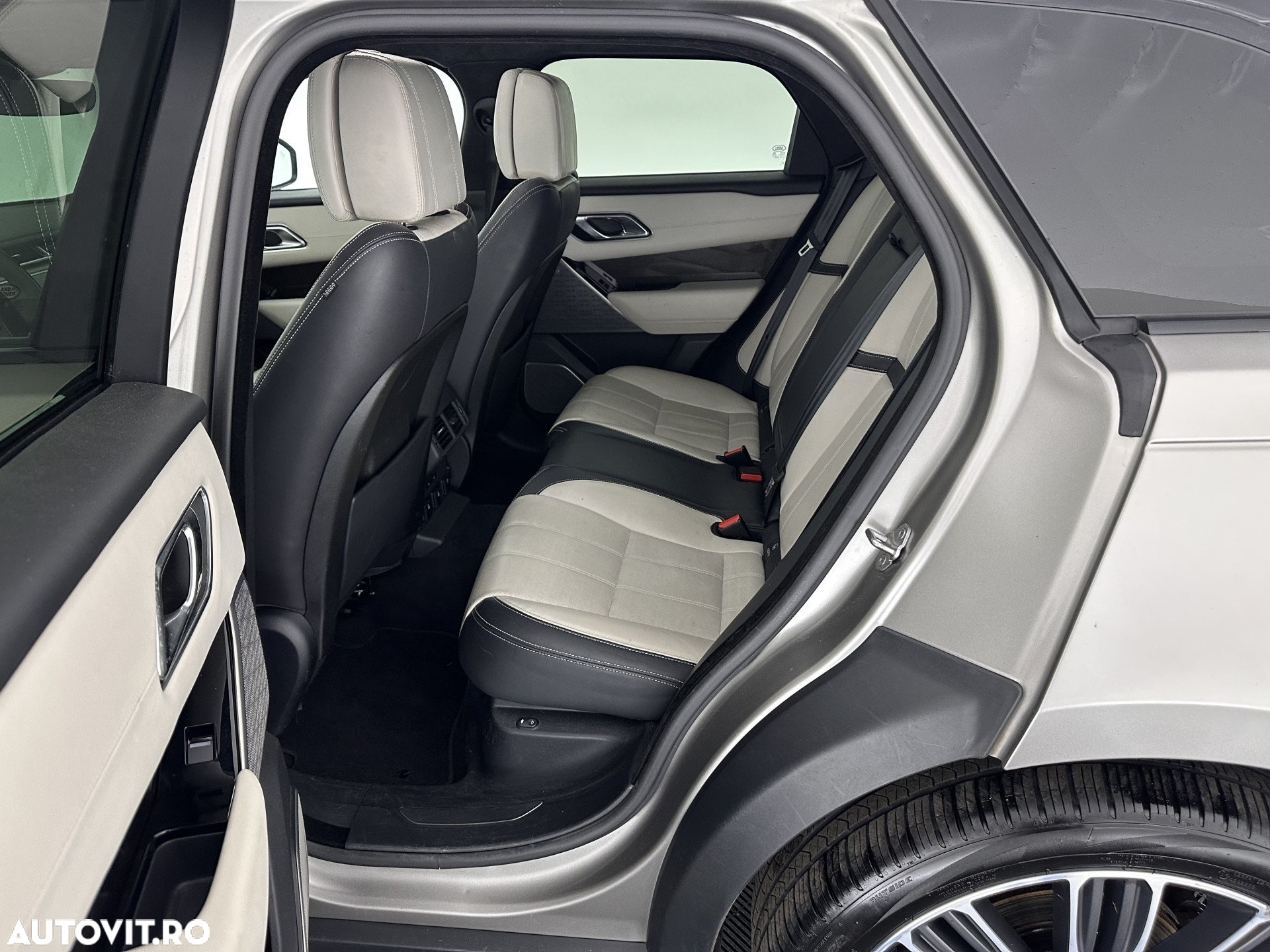 Land Rover Range Rover Velar 3.0 R-Dynamic - 12