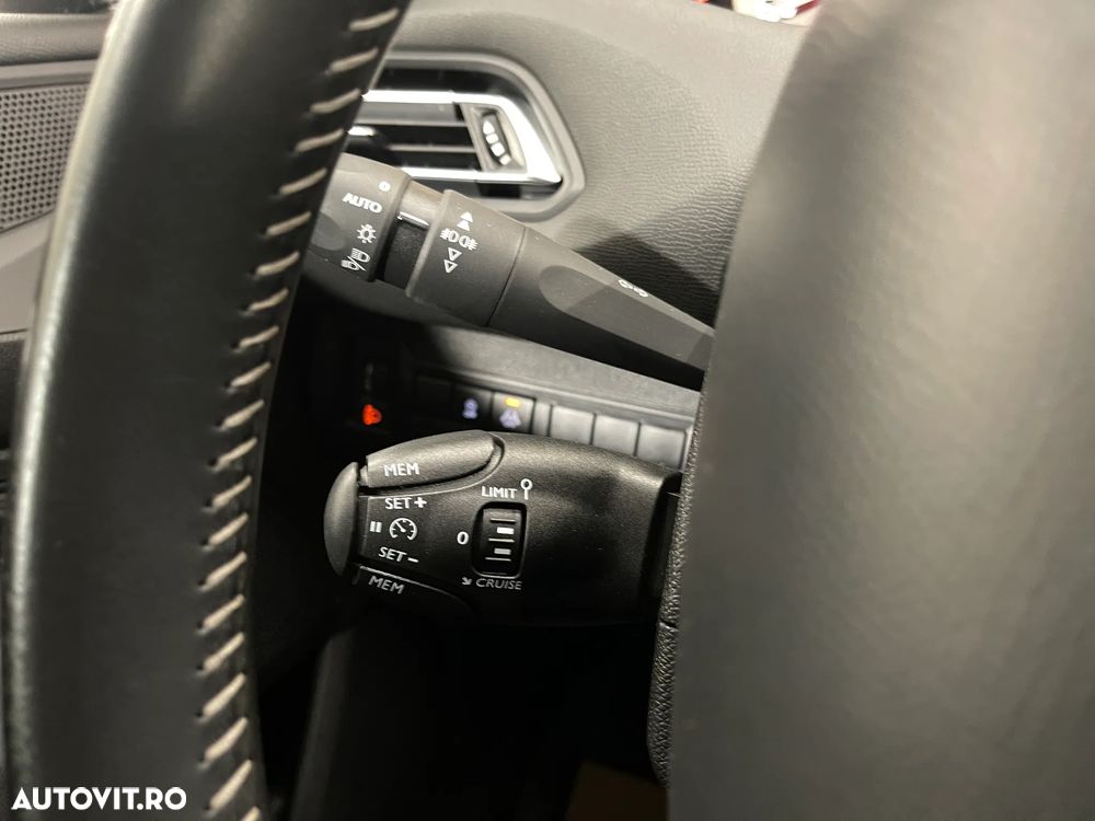 Peugeot 308 PureTech 110 Stop & Start Active Pack - 27