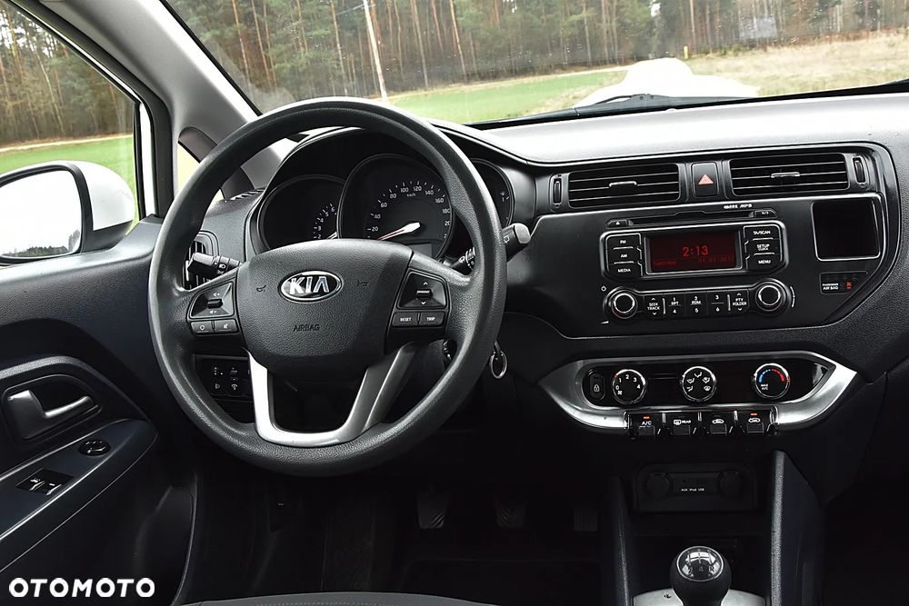 Kia Rio 1.2 M - 25