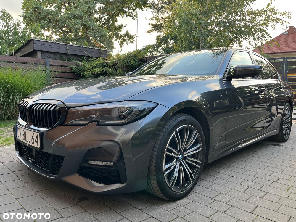 BMW Seria 3 330i xDrive M Sport sport - 2