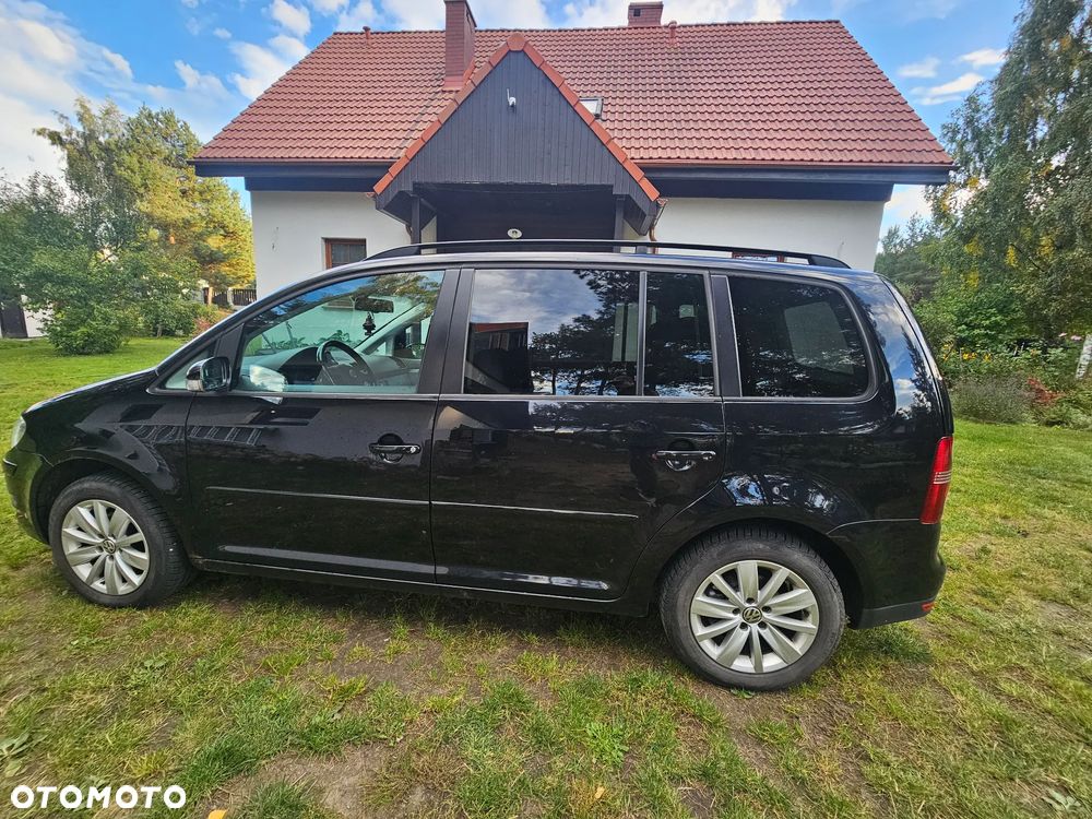 Volkswagen Touran 2.0 TDI DSG Highline - 3