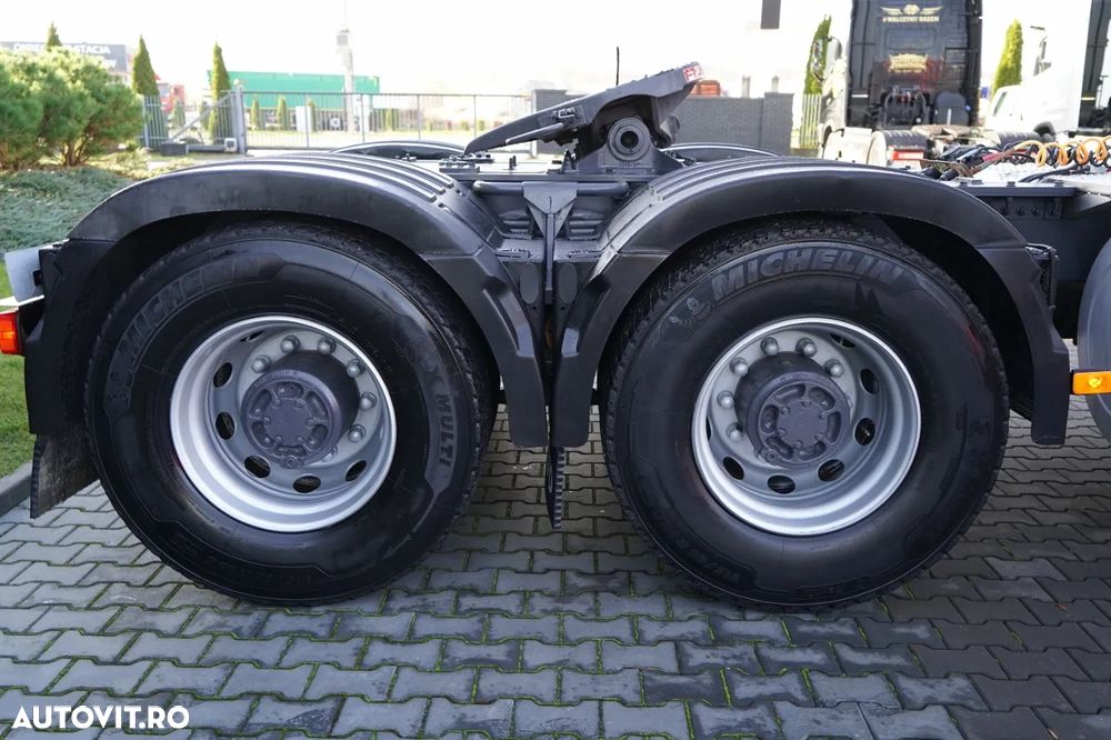 Volvo FH 16 / 660 / 6x4 / GVM: 180.000 KG!! / RETARDER / EURO 6 / I-PARK COOL - 25