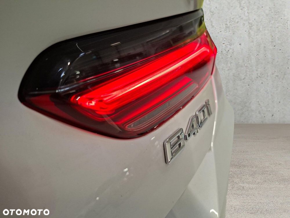 BMW Seria 8 840i - 19