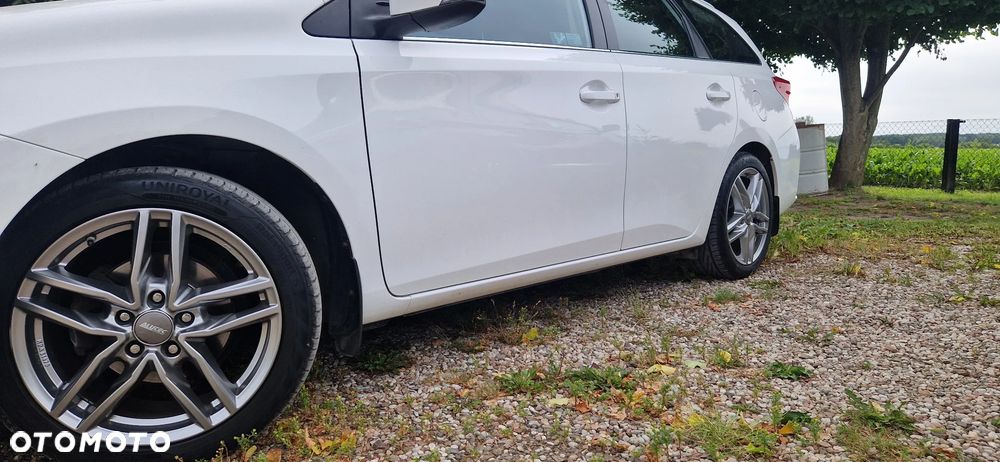 Toyota Auris 1.6 Active - 28