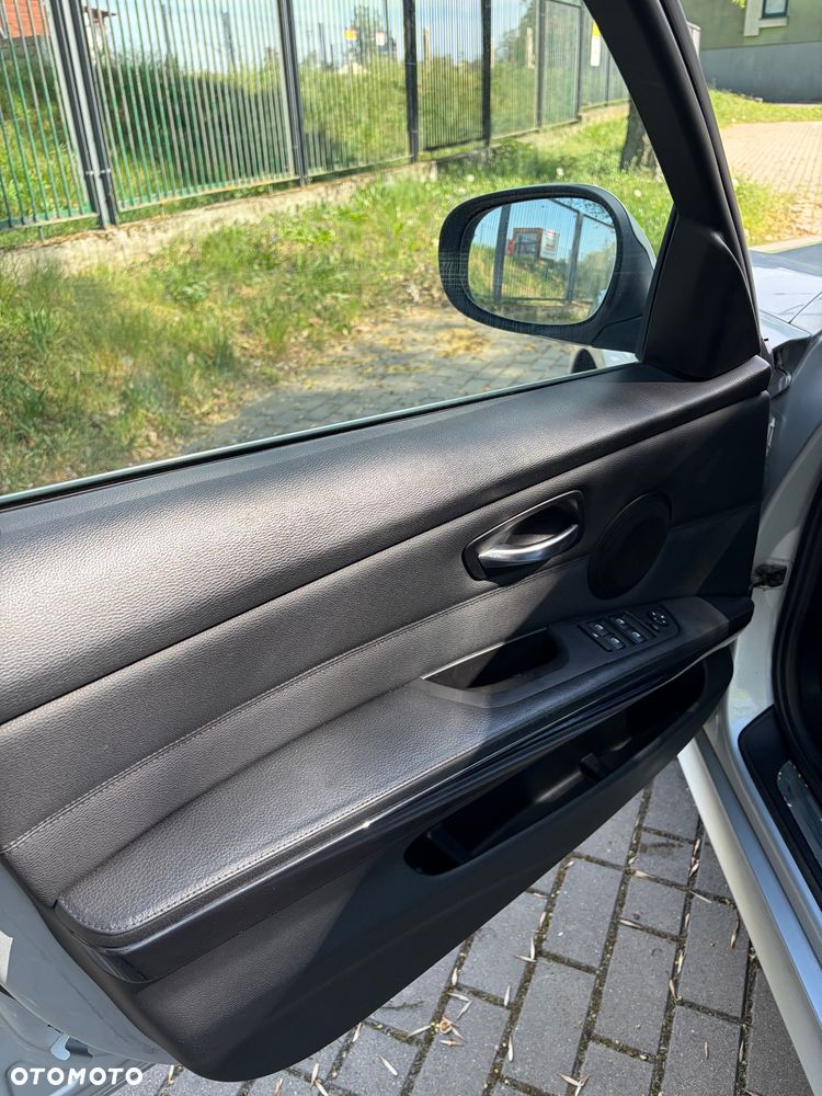BMW Seria 3 320d xDrive DPF Edition Fleet - 10