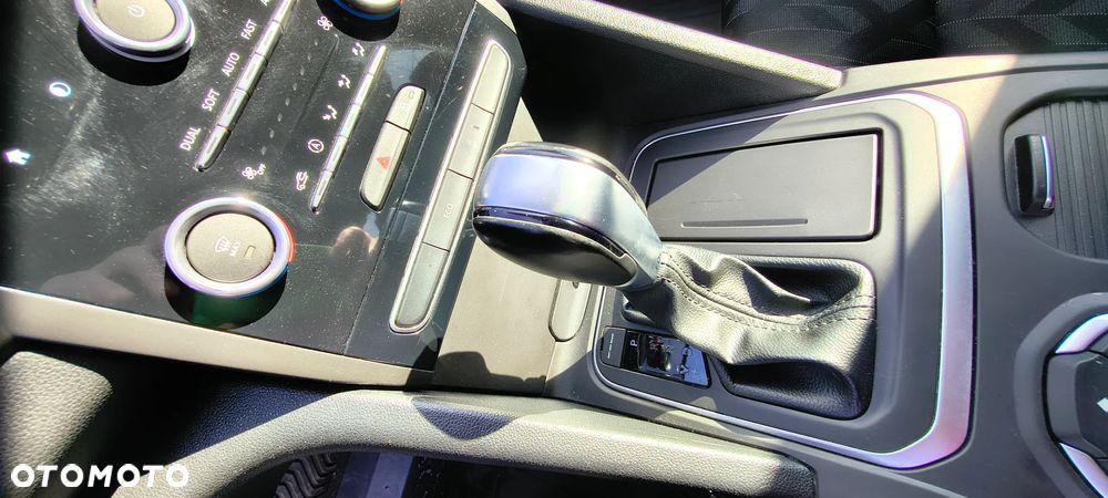 Renault Talisman 1.3 TCe FAP Limited EDC - 28